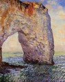 Das Manneport in der Nähe von Etretat Claude Monet